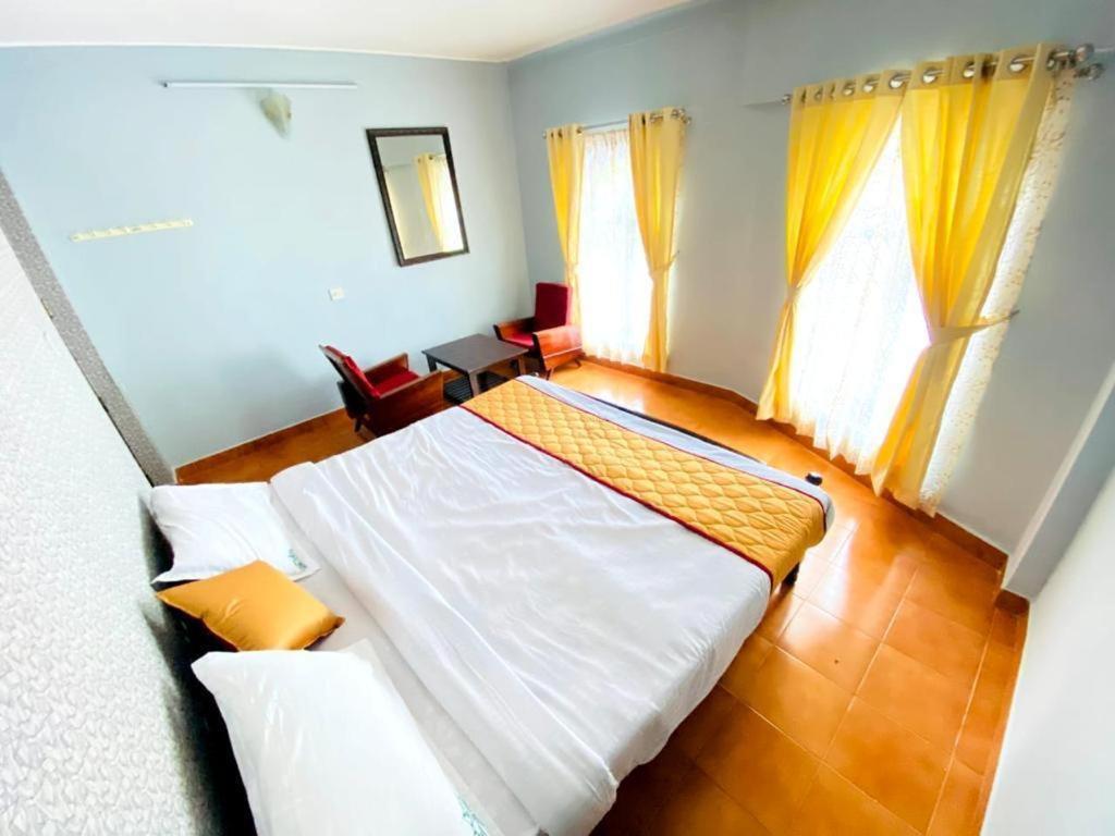 Bob Leisure Hotel อูตี ภายนอก รูปภาพ